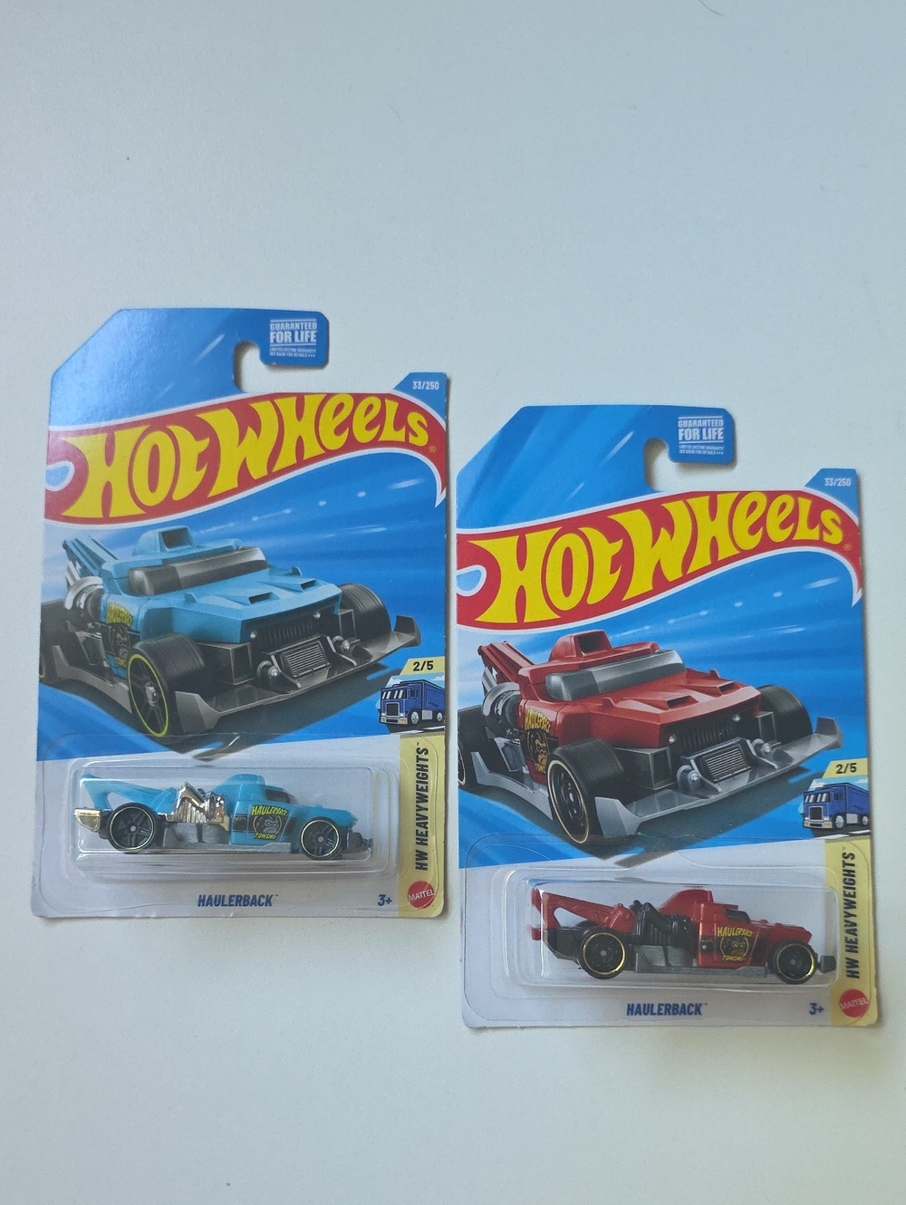 Hot Wheels Haulerback HW Heavyweights - Blue and Red